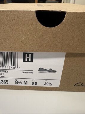 Women’s Emily Slip‑On Shoe in Taupe — Classic Comfort